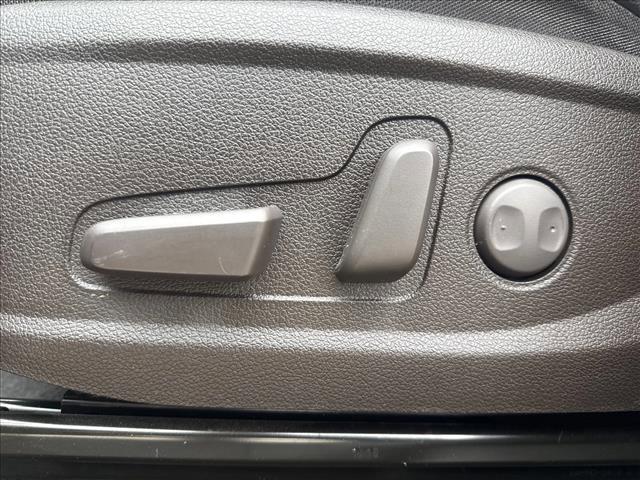 used 2020 Hyundai Santa Fe car, priced at $18,228