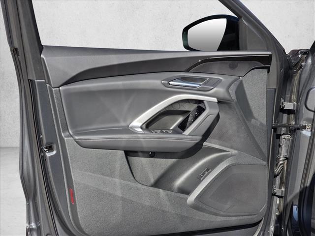 new 2025 Audi Q5 car, priced at $53,575