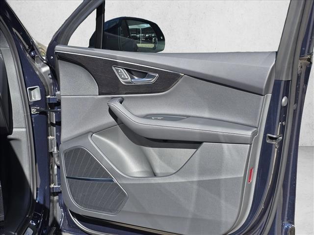 new 2026 Audi Q7 car, priced at $78,295