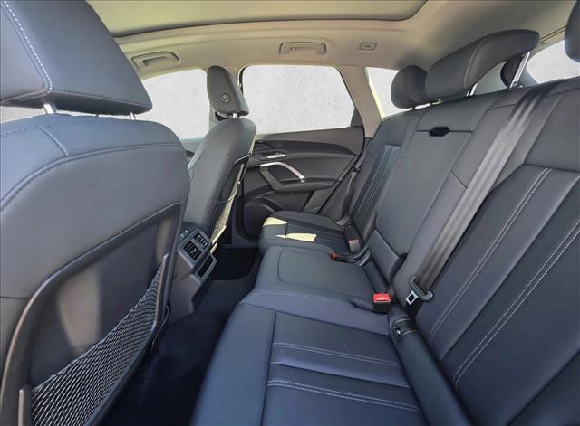 new 2025 Audi Q5 car, priced at $52,205