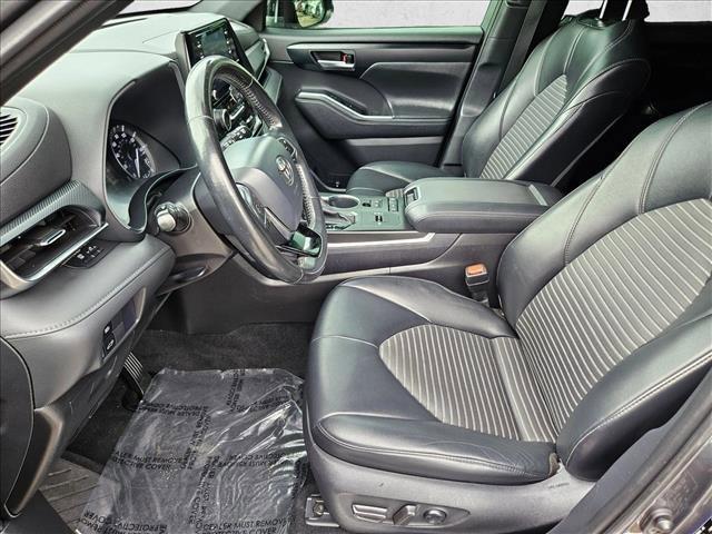 used 2021 Toyota Highlander car, priced at $24,194