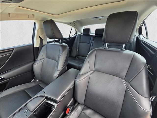 used 2022 Lexus ES 350 car, priced at $28,998