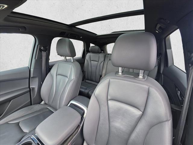 used 2021 Audi Q7 car, priced at $27,879