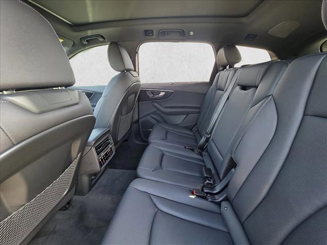 new 2026 Audi Q7 car, priced at $79,005