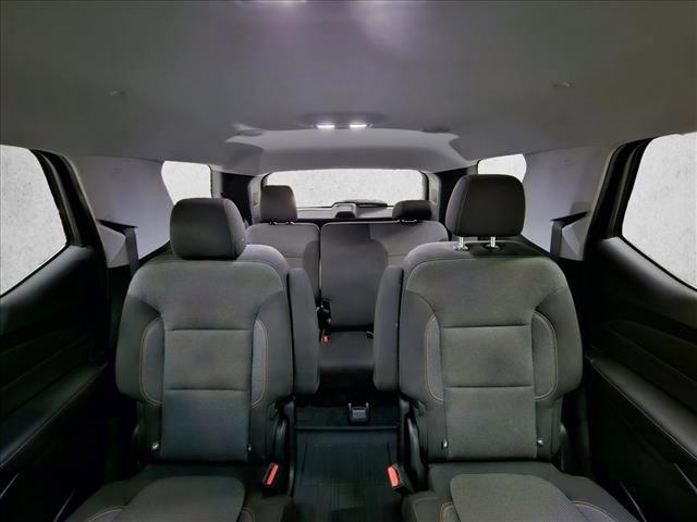 used 2021 Chevrolet Traverse car, priced at $17,447