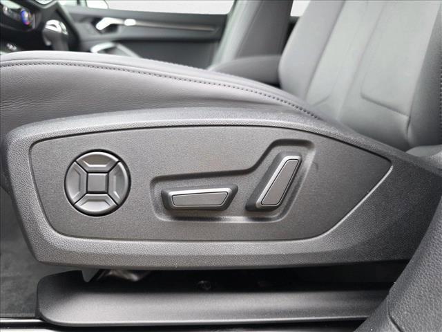 new 2025 Audi Q3 car, priced at $41,527