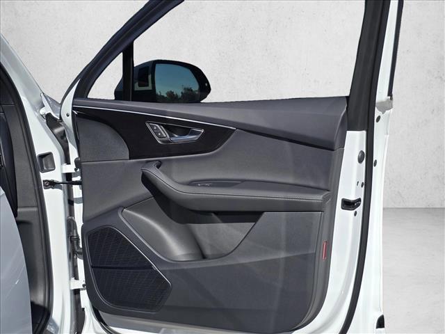 new 2026 Audi Q7 car, priced at $78,445