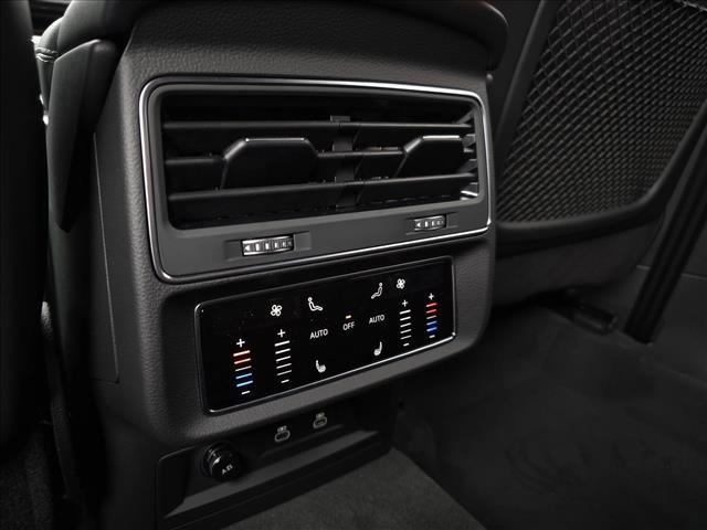 new 2026 Audi Q7 car, priced at $79,005