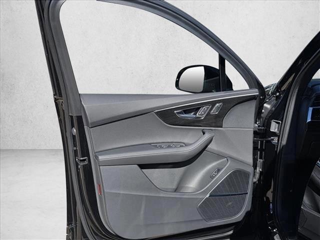 new 2026 Audi Q7 car, priced at $78,445