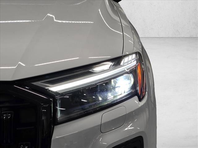 new 2025 Audi Q7 car, priced at $68,555