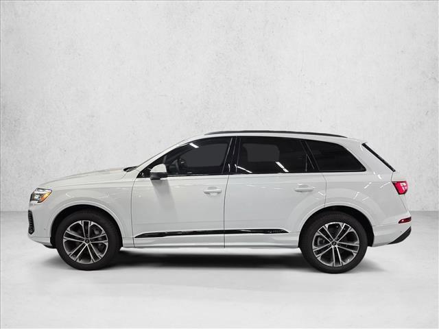 new 2025 Audi Q7 car, priced at $68,555