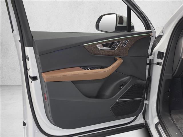 new 2025 Audi Q7 car, priced at $68,555