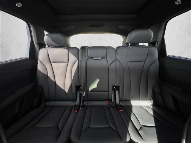 new 2026 Audi Q7 car, priced at $77,545