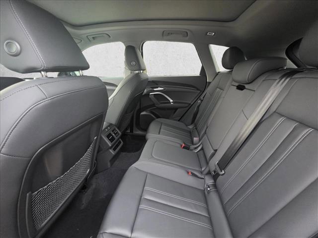 new 2025 Audi Q5 car, priced at $53,267