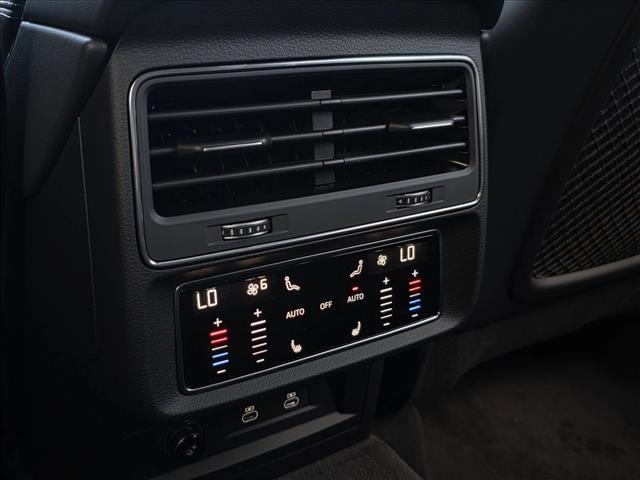 new 2026 Audi Q7 car, priced at $78,295