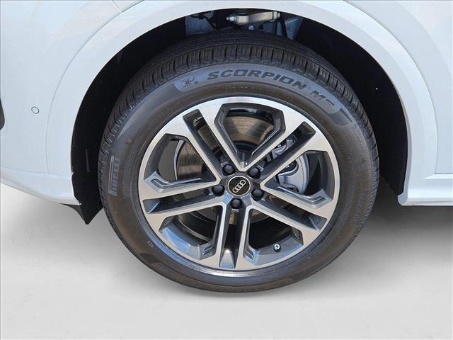 new 2025 Audi Q5 car, priced at $53,013