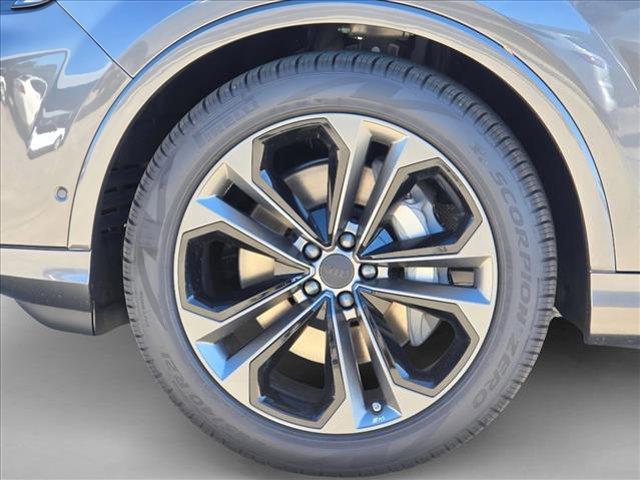 new 2026 Audi Q7 car, priced at $77,895