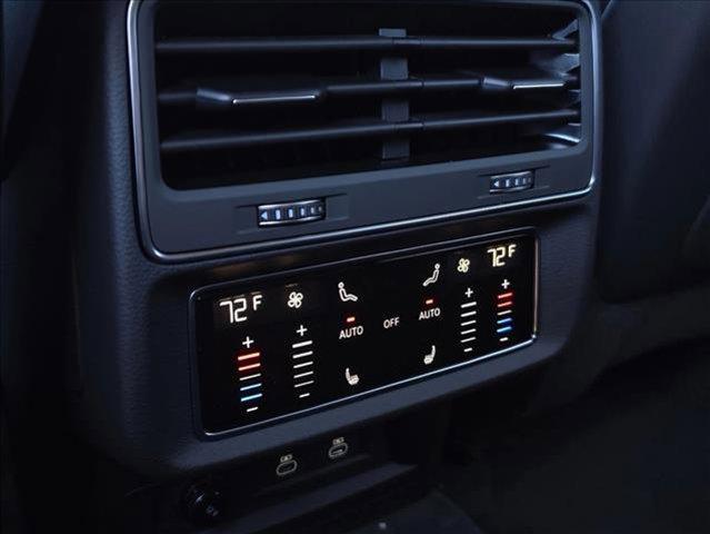 new 2026 Audi Q7 car, priced at $77,895