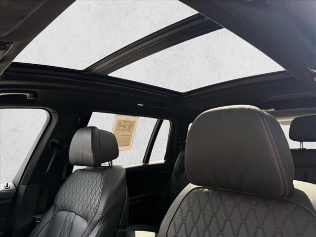 used 2026 BMW X7 car, priced at $92,290