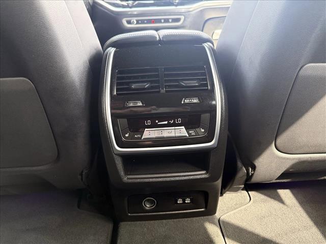 used 2026 BMW X7 car, priced at $92,290