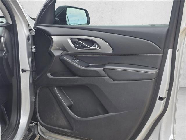 used 2020 Chevrolet Traverse car, priced at $13,883