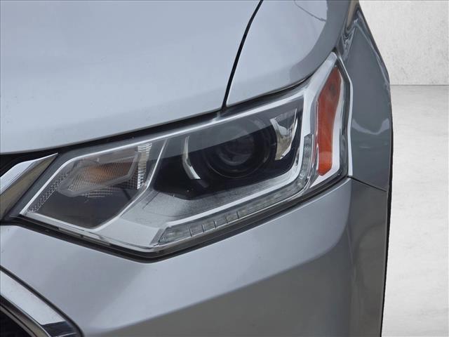 used 2020 Chevrolet Traverse car, priced at $13,883