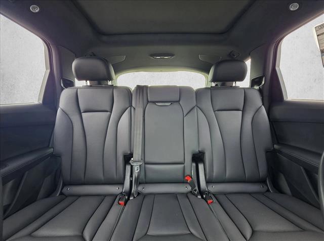 new 2026 Audi Q7 car, priced at $79,005