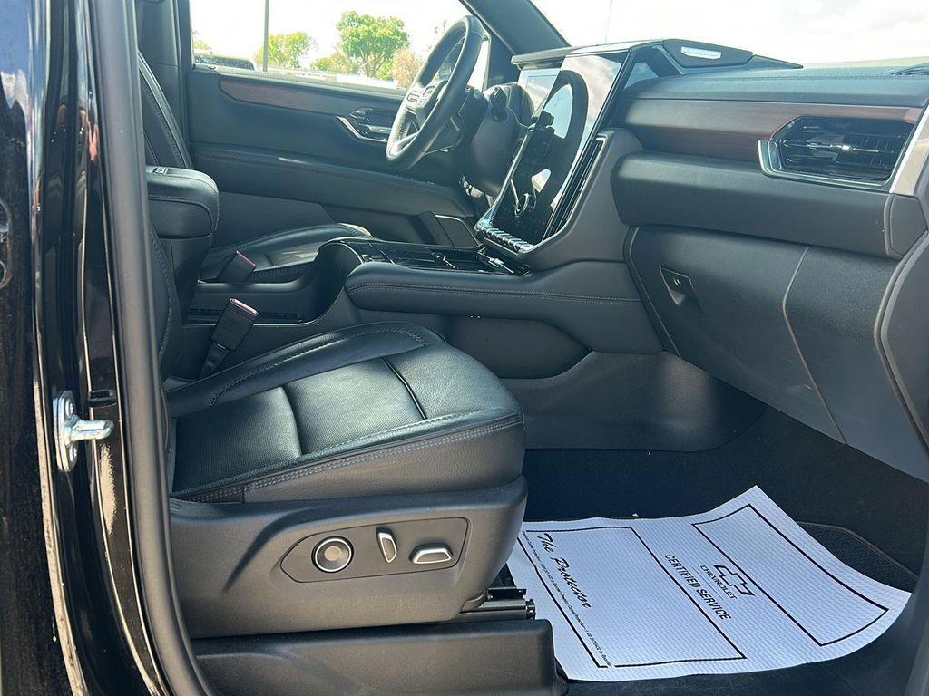 used 2025 GMC Yukon XL car, priced at $70,995