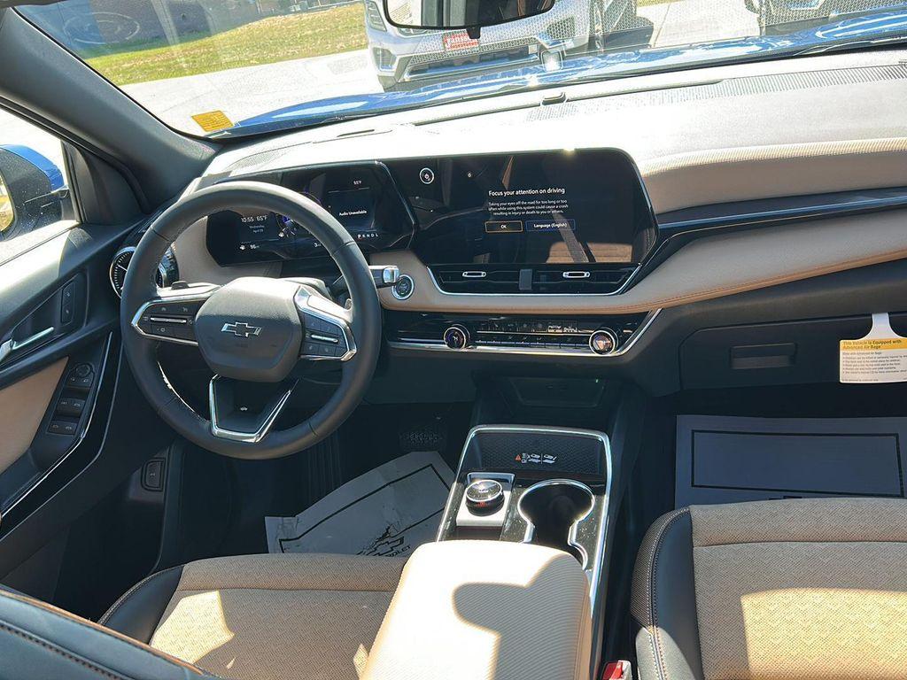 new 2026 Chevrolet Equinox car, priced at $35,254