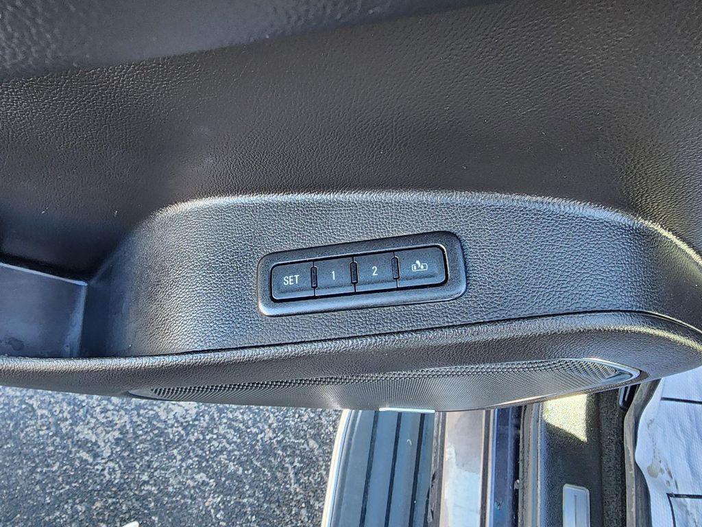 used 2016 Chevrolet Suburban car, priced at $17,995