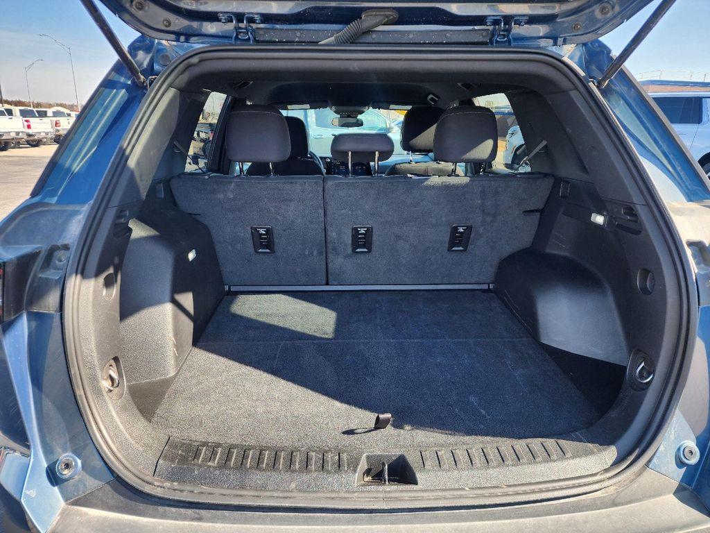 used 2025 Chevrolet Equinox car, priced at $26,995