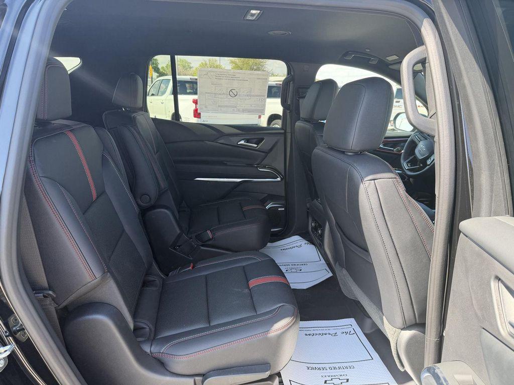 new 2026 Chevrolet Traverse car, priced at $59,860