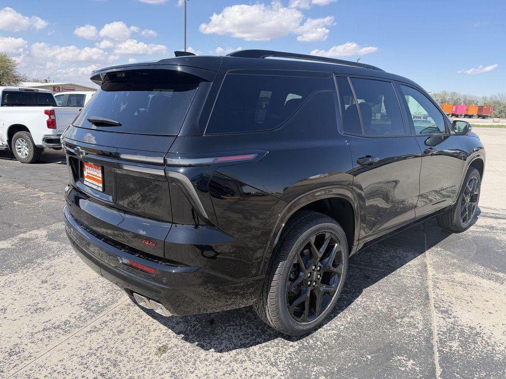 new 2026 Chevrolet Traverse car, priced at $59,860