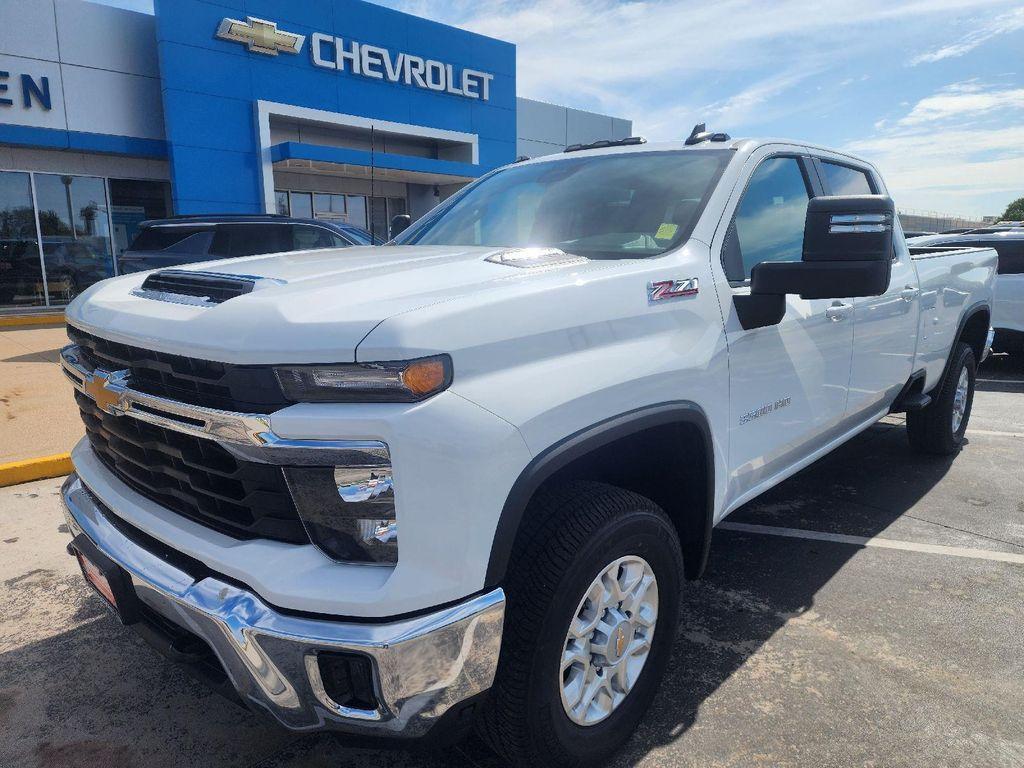 new 2026 Chevrolet Silverado 3500 car, priced at $69,915