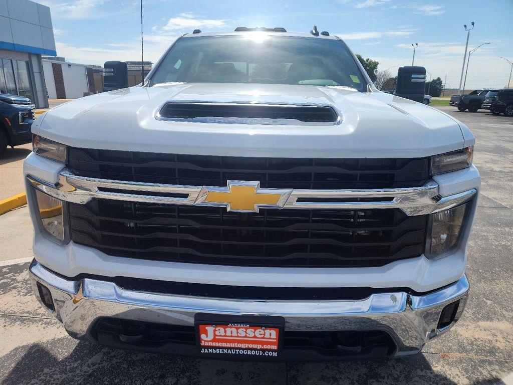 new 2026 Chevrolet Silverado 3500 car, priced at $69,915