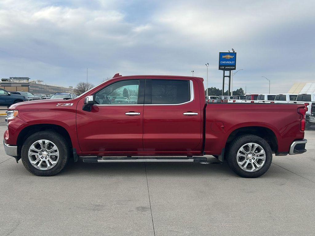 used 2024 Chevrolet Silverado 1500 car, priced at $43,995