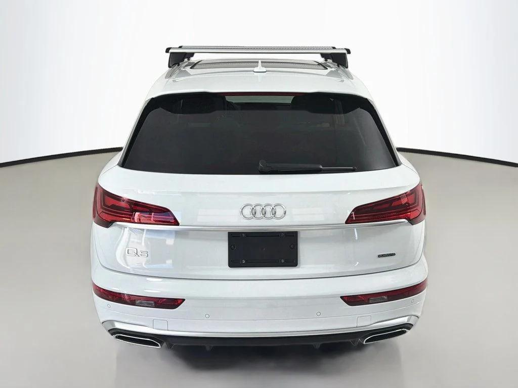 Audi Q5 view 6