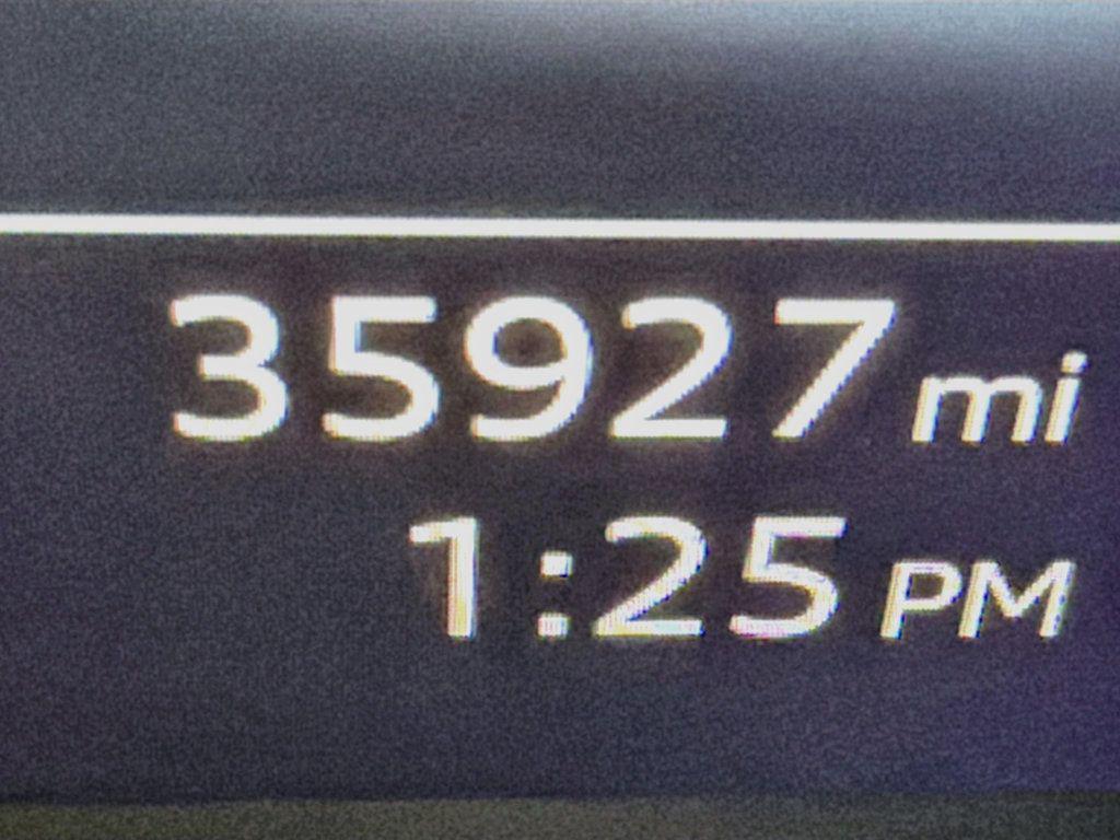 Audi Q5 view 12