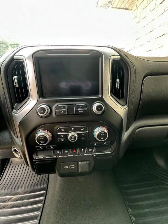 used 2022 GMC Sierra 1500 car, priced at $31,499