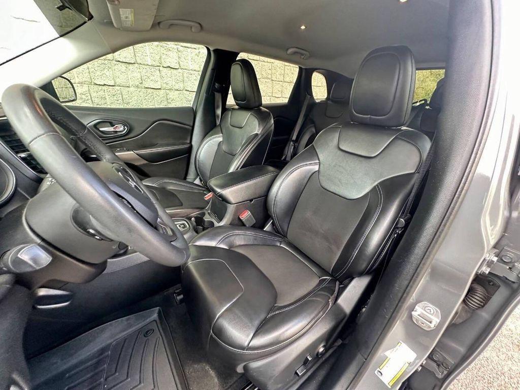 used 2020 Jeep Cherokee car, priced at $12,999