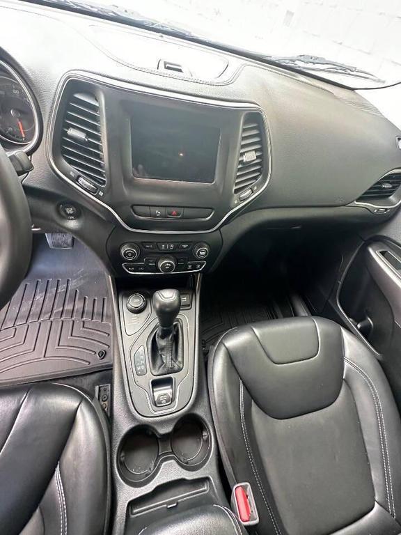 used 2020 Jeep Cherokee car, priced at $12,999