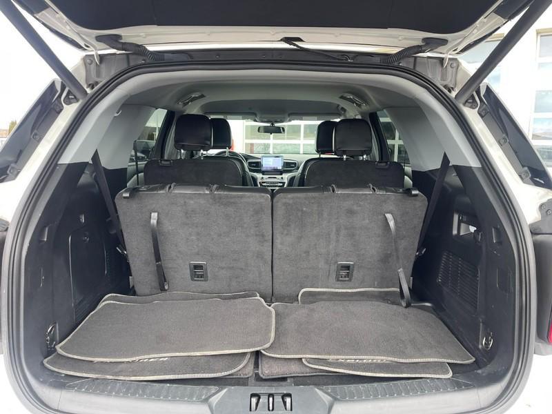 used 2023 Ford Explorer car, priced at $25,996