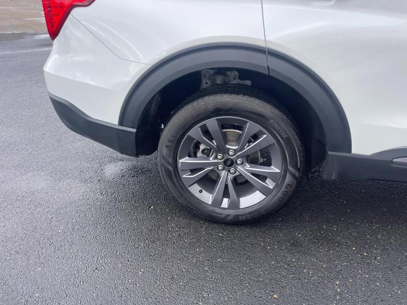 used 2023 Ford Explorer car, priced at $25,996