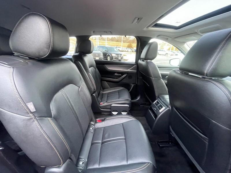 used 2025 Mazda CX-90 car, priced at $37,506