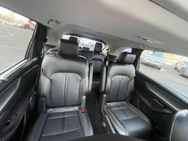 used 2025 Mazda CX-90 car, priced at $37,506
