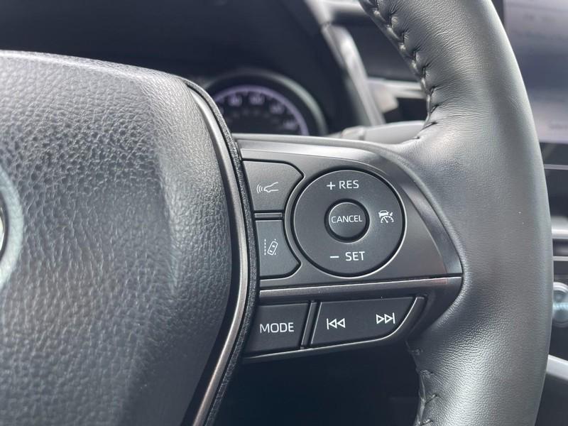 used 2024 Toyota Camry Hybrid car, priced at $33,506