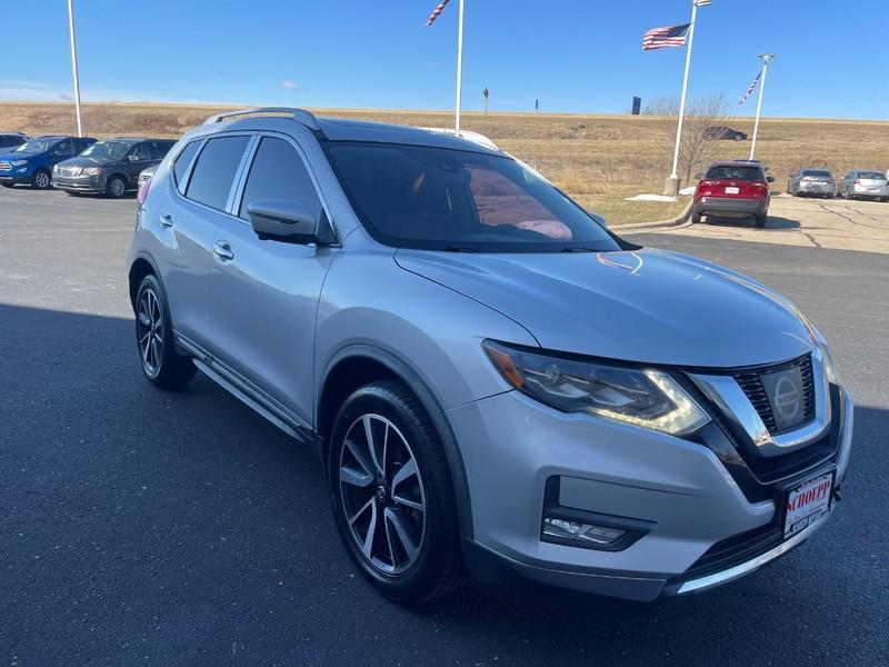 used 2017 Nissan Rogue car, priced at $12,999