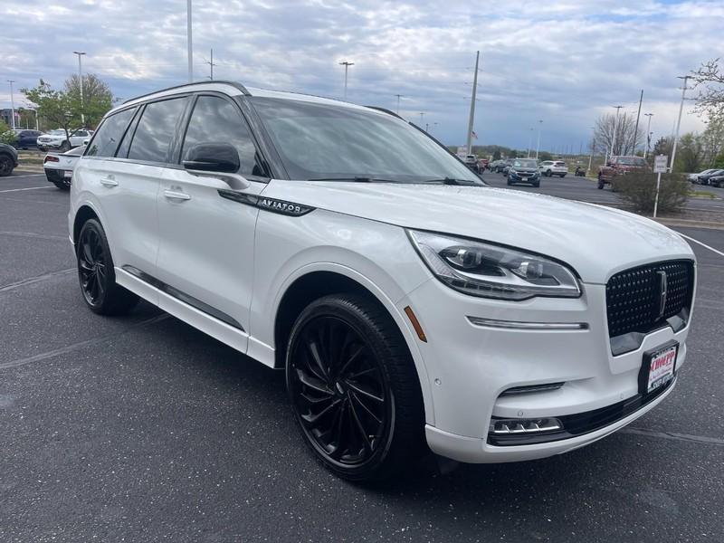 used 2023 Lincoln Aviator car, priced at $48,997