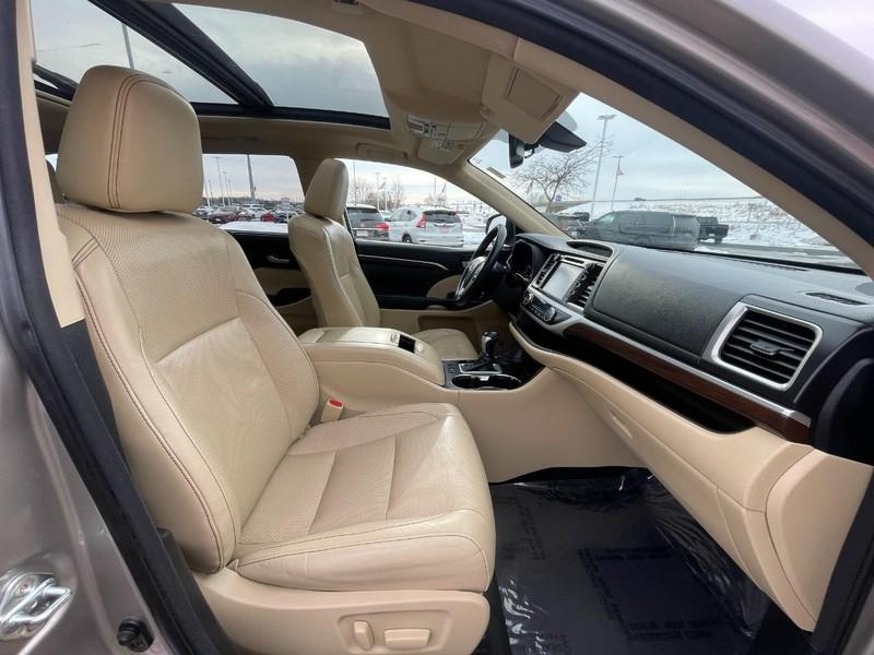 used 2015 Toyota Highlander car, priced at $18,853