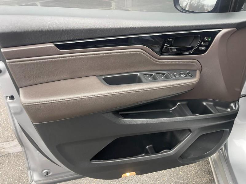 used 2024 Honda Odyssey car, priced at $29,750